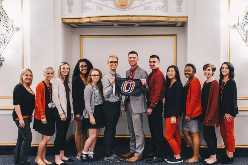 UNO PRSSA members "Show the O" at the organization's national conference.