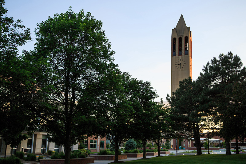 autumn on uno campus