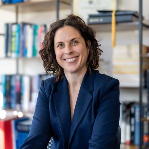 Tara Richards headshot photo