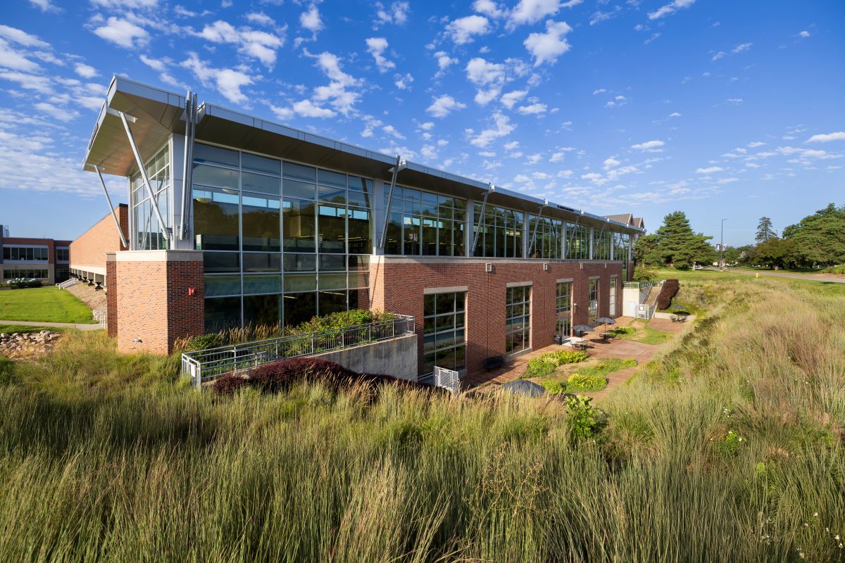 Dr. C.C. and Mabel L. Criss Library