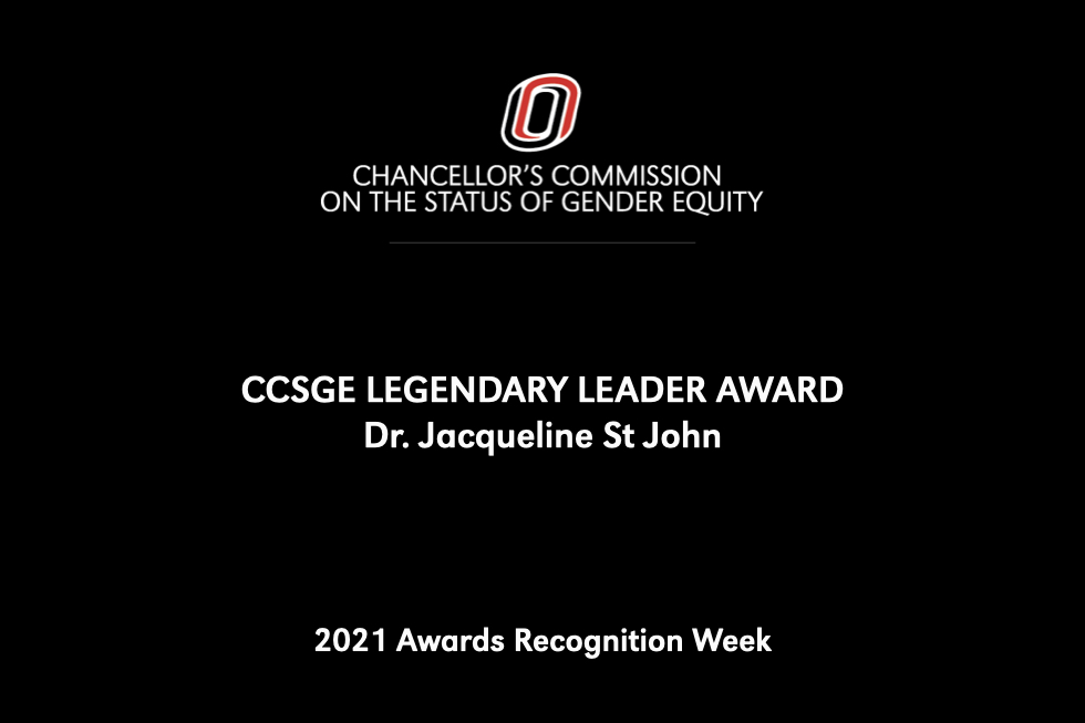 Legendary Leader Award powerpoint slide