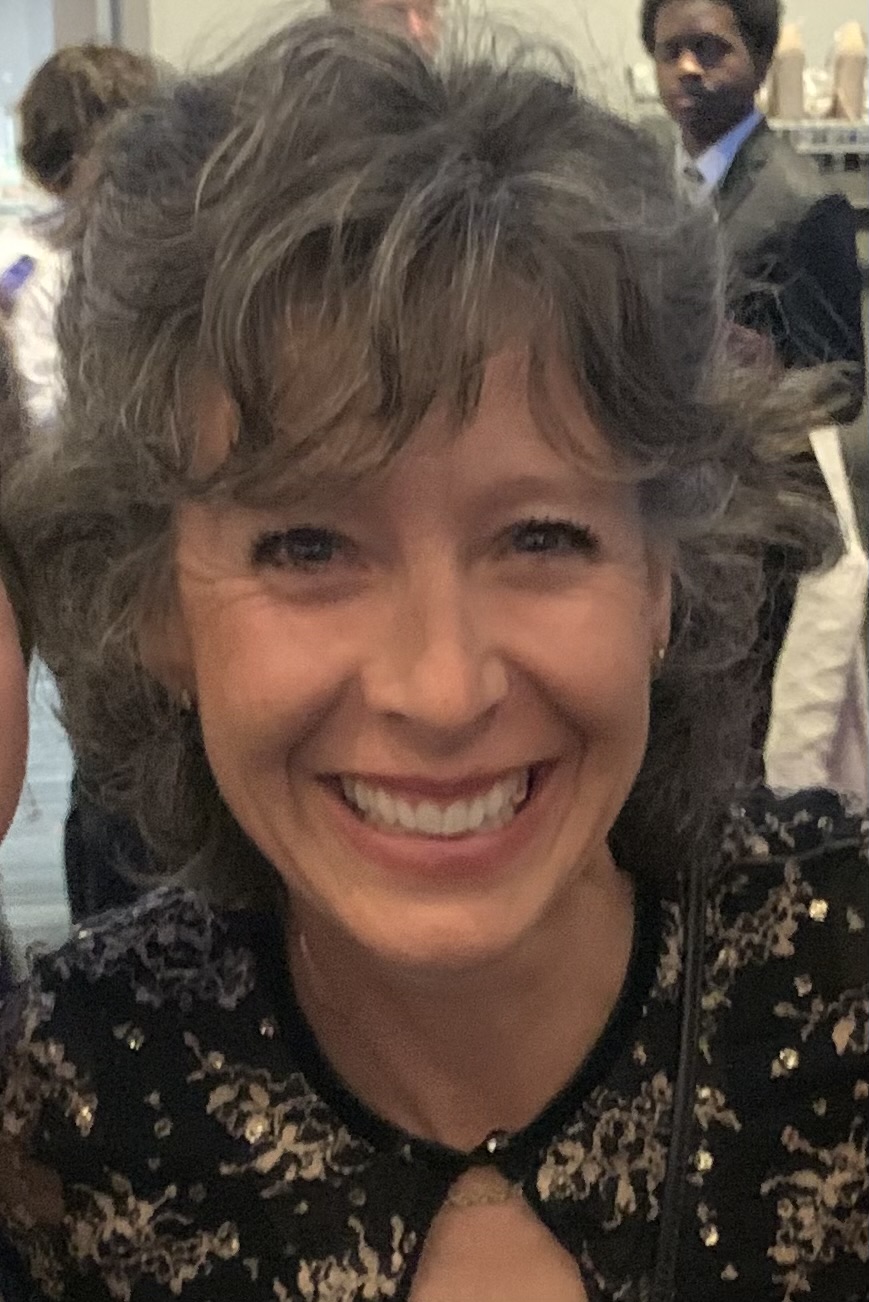 Headshot of Deana Rainey