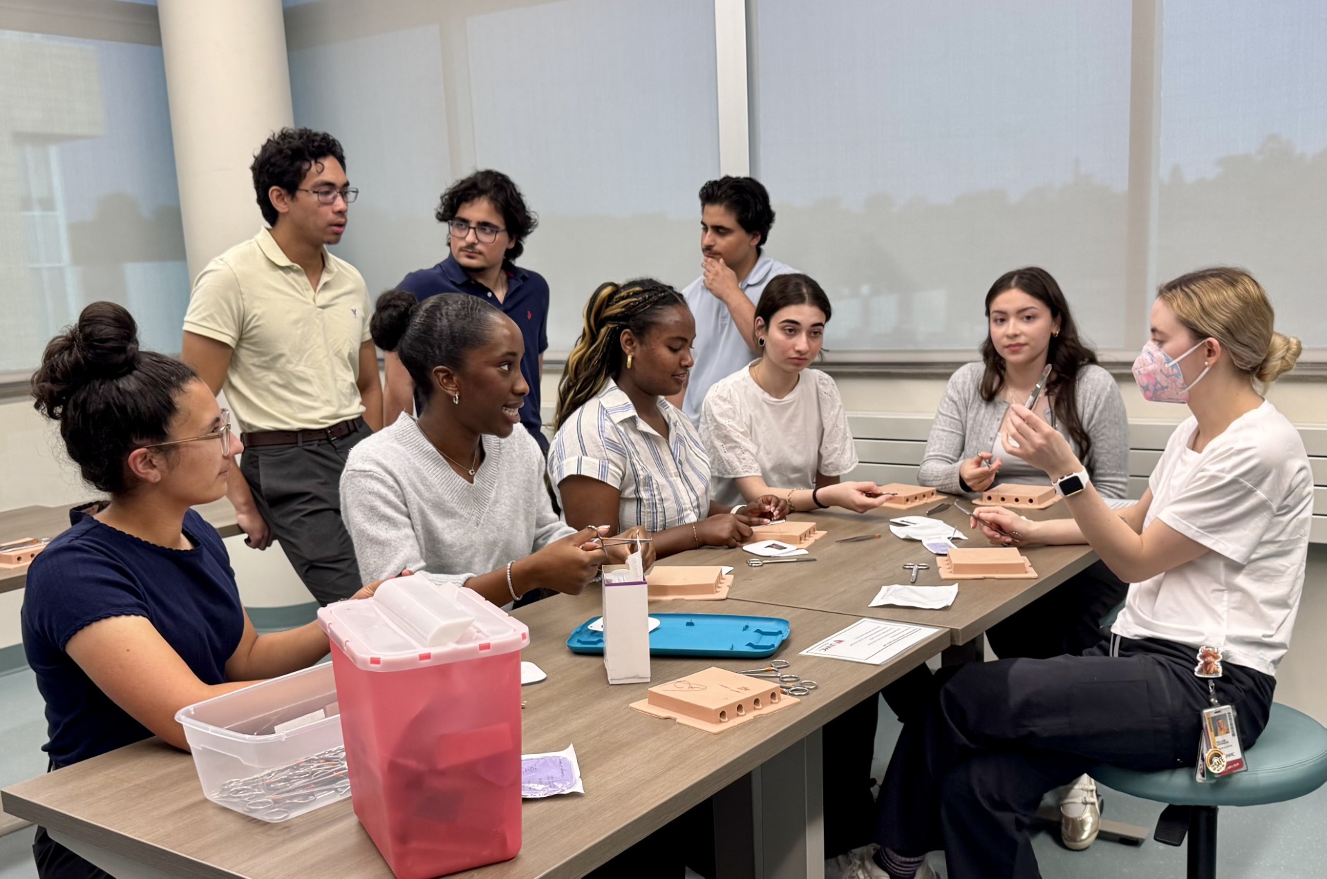 students at suture clinic at unmc