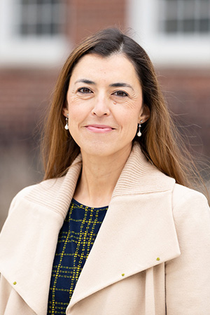 Cecilia Tocaimaza Hatch