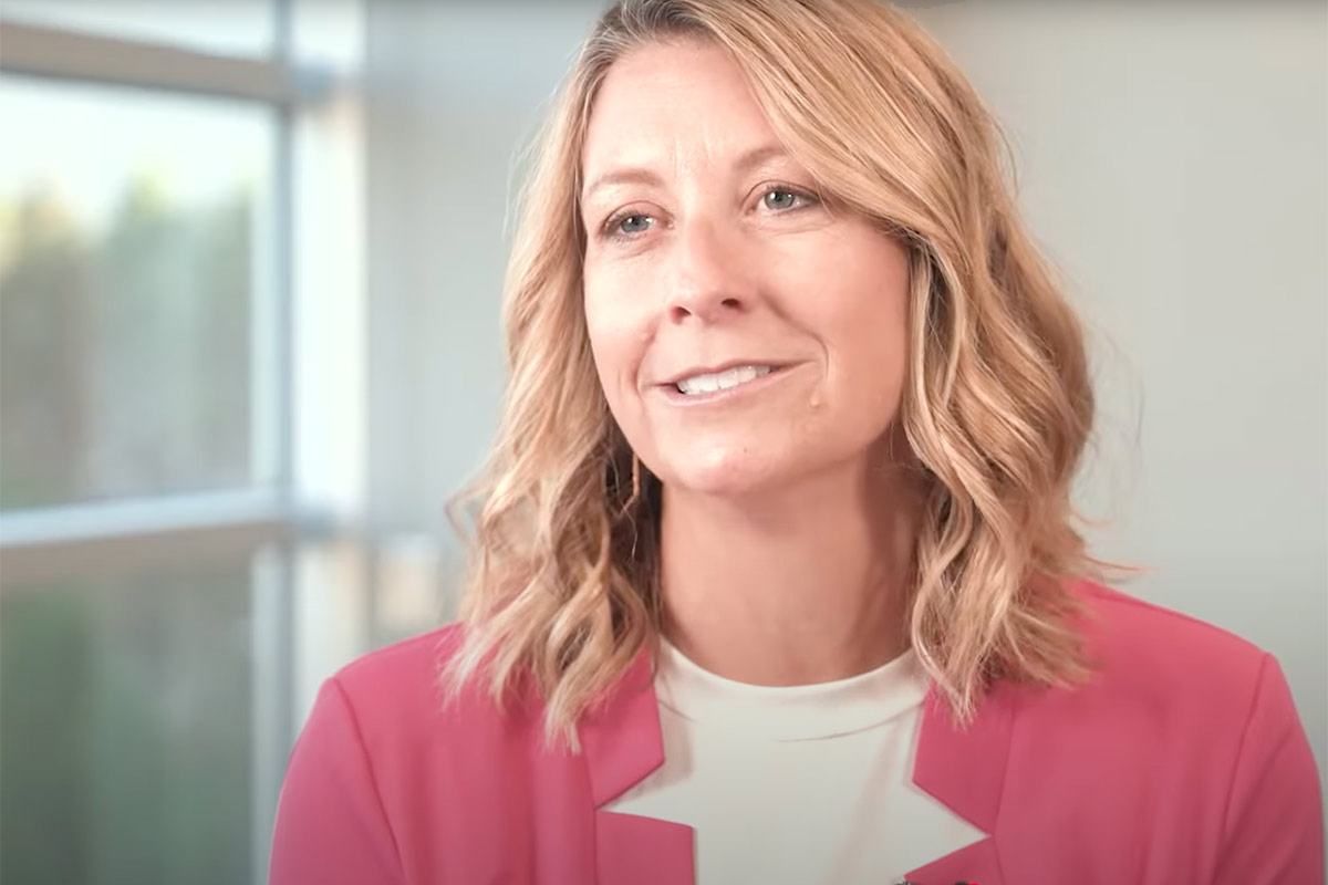 Someone speaking about what makes the UNO MBA an exceptional program