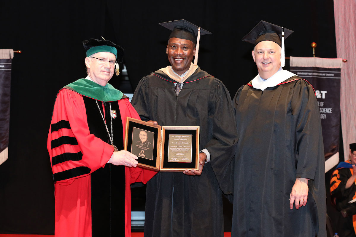 Uno Business Alumni Associate Dean Honored At May Commencement College Of Business Administration University Of Nebraska Omaha