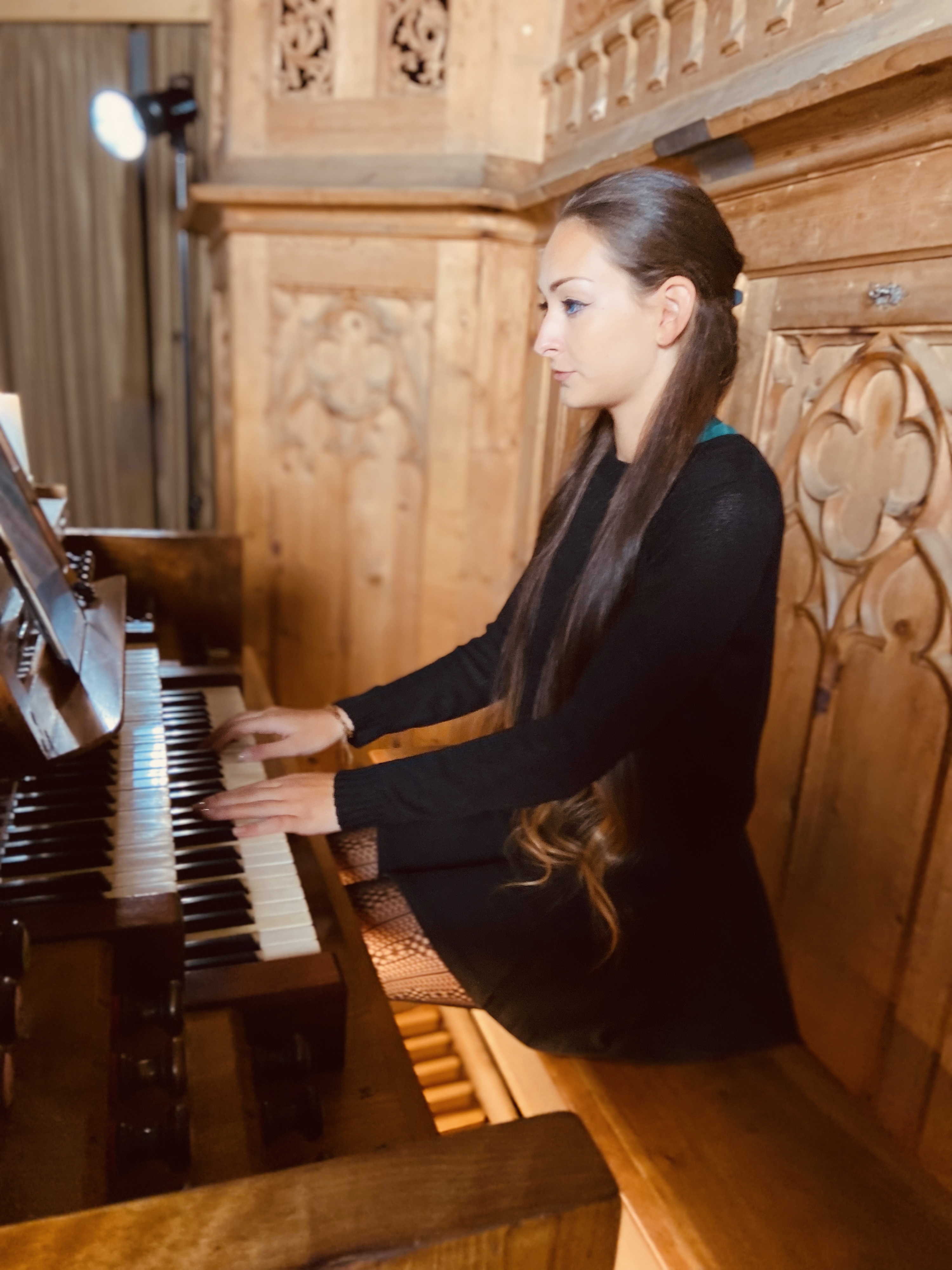 170811_recitalhallpiano_019.jpg