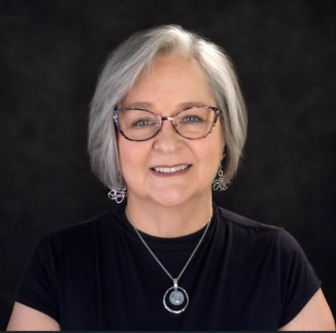  Carolyn Carissimo