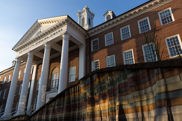 arts and sciences hall on uno's campus