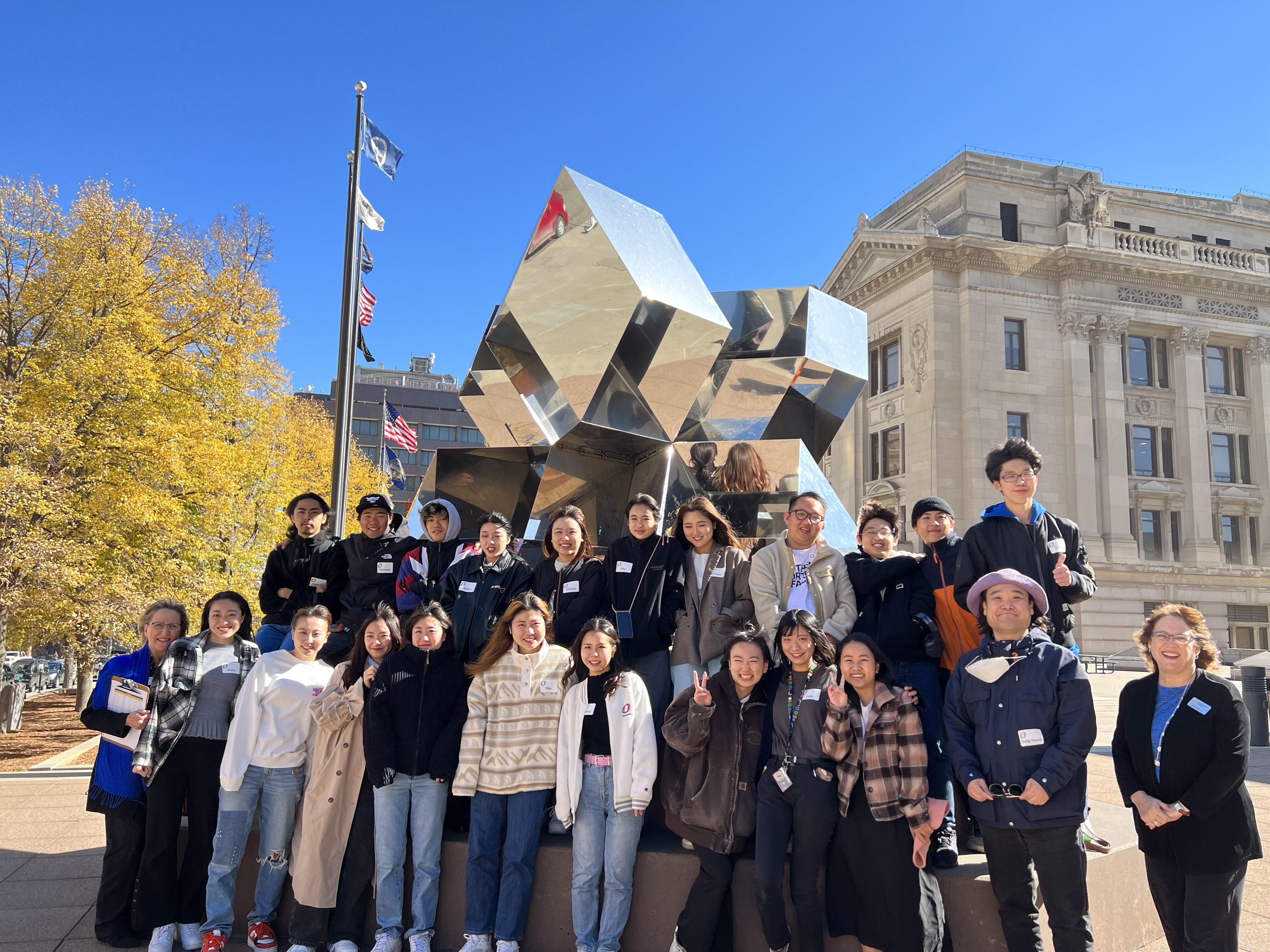 ILUNO students from an American Culture class after visiting a courthouse in Omaha