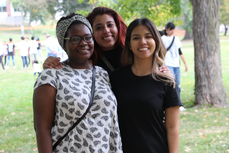 Global diplomats at the International Student Picnic.