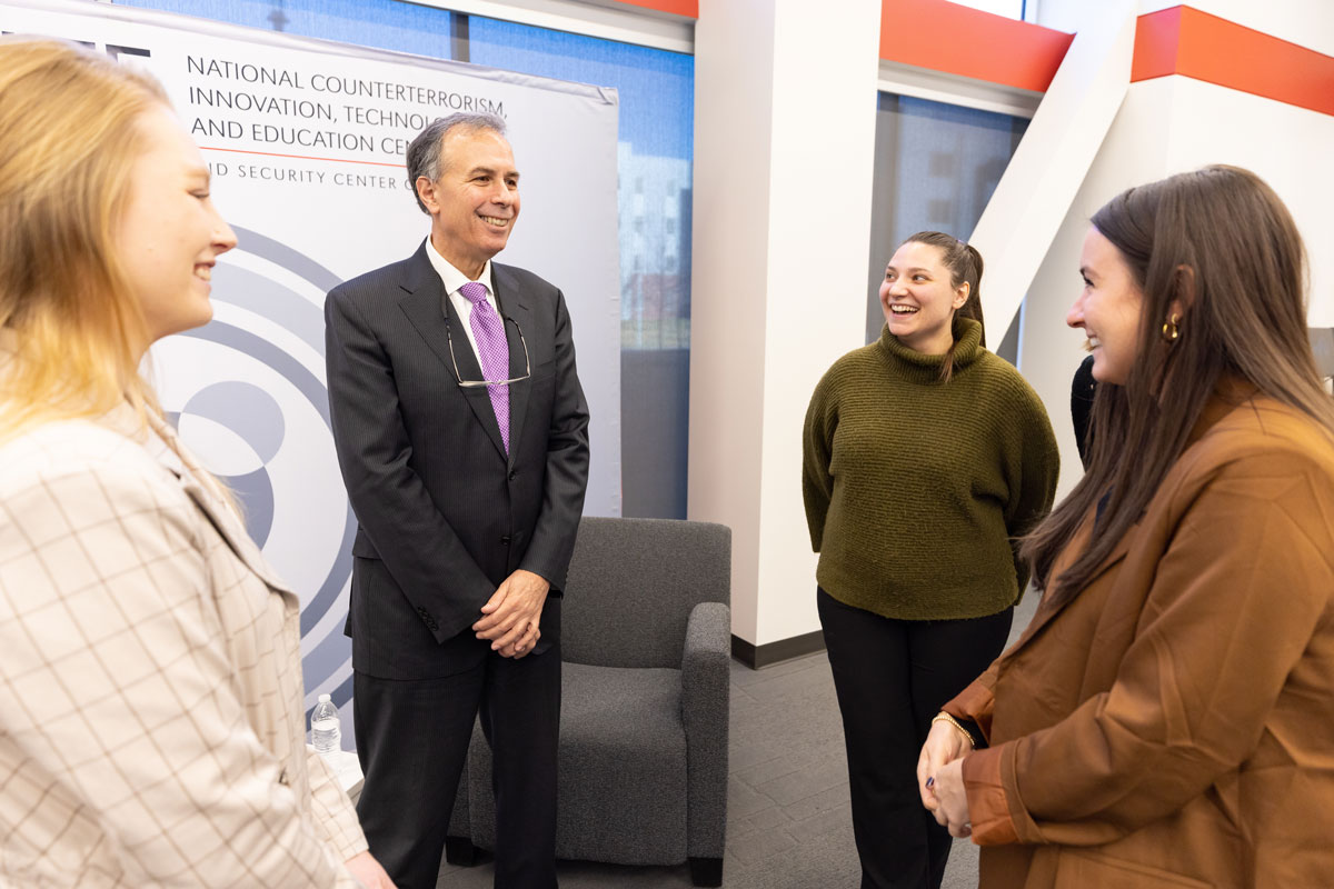 Kusnezov with students during his visit
