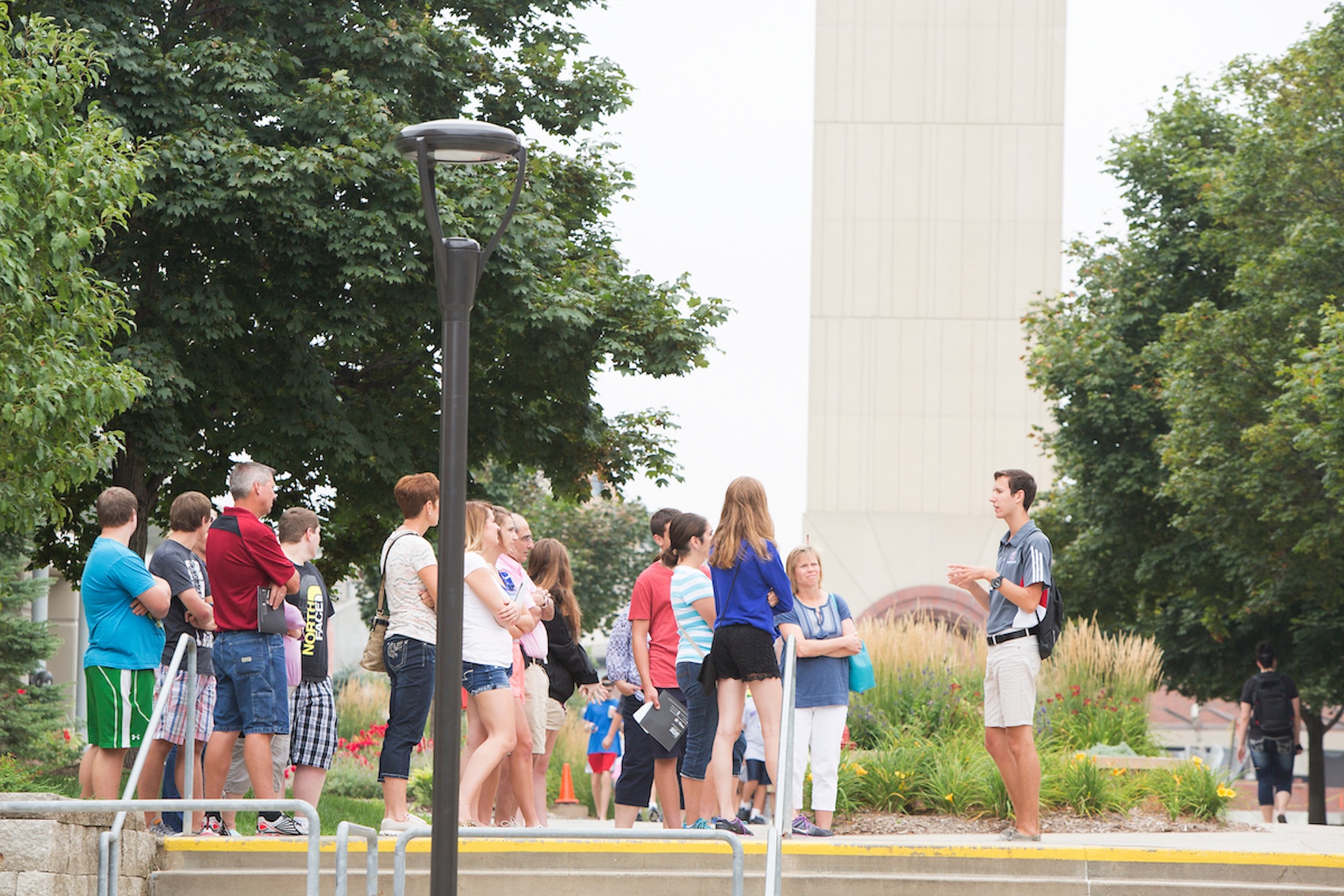 students and parents tour UNO's campus