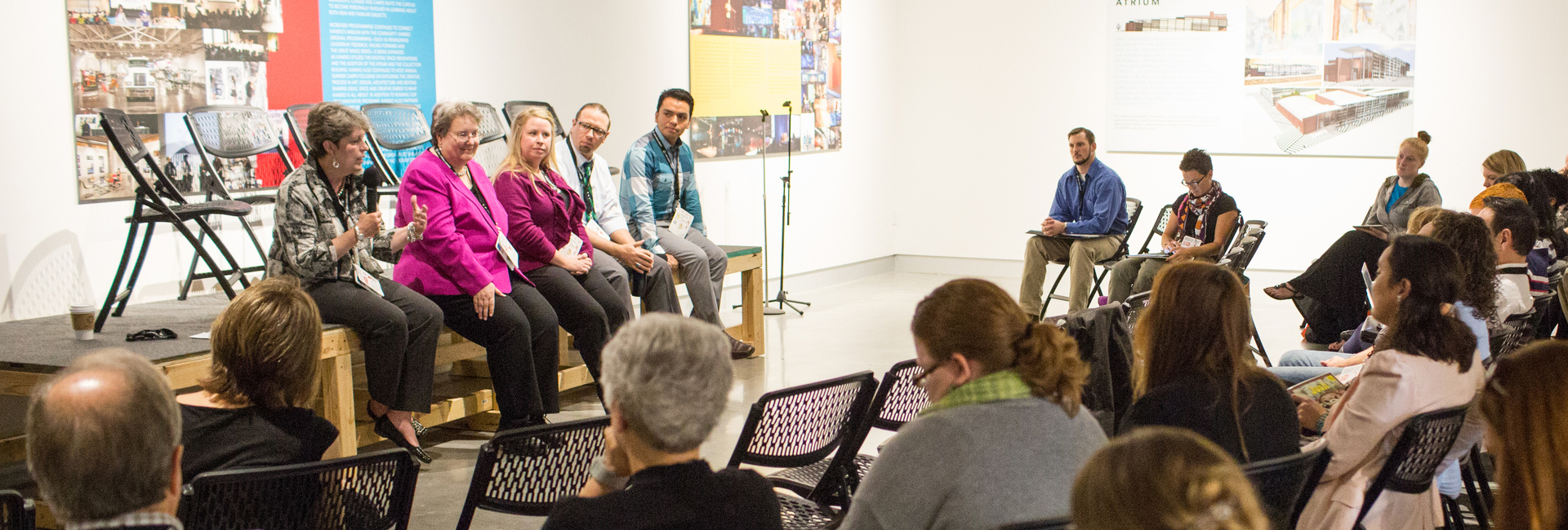 Panelists field questions during KANEKO-UNO Library's Information Exchange conference (Sept. 2015)