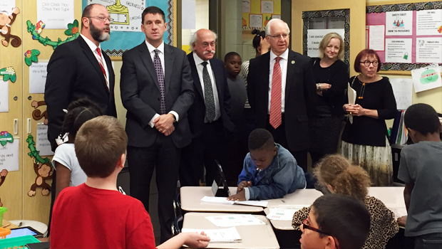 Whitehouse visits Mount View Elementary School, a partner of the Buffett Early Childhood Institute