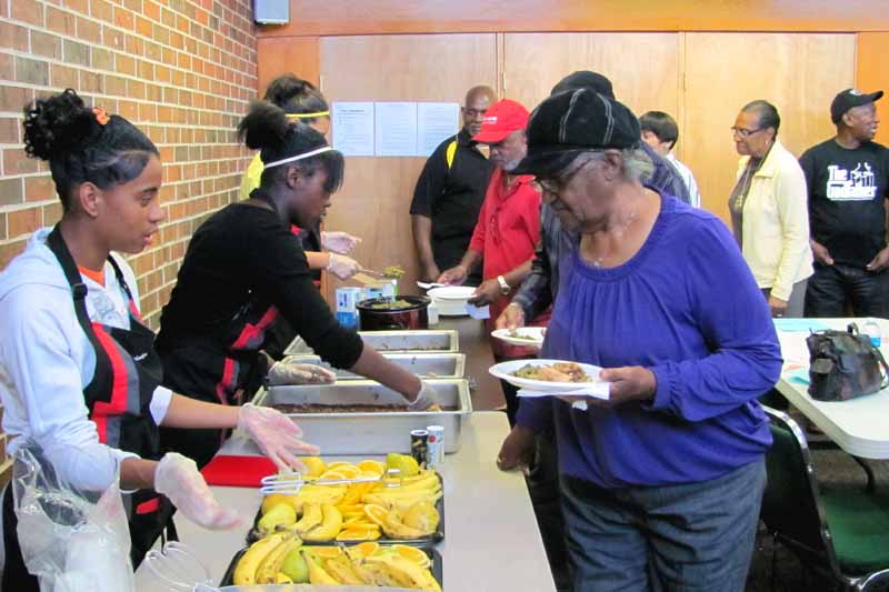 Blackburn students partnering with UNO students to make meals