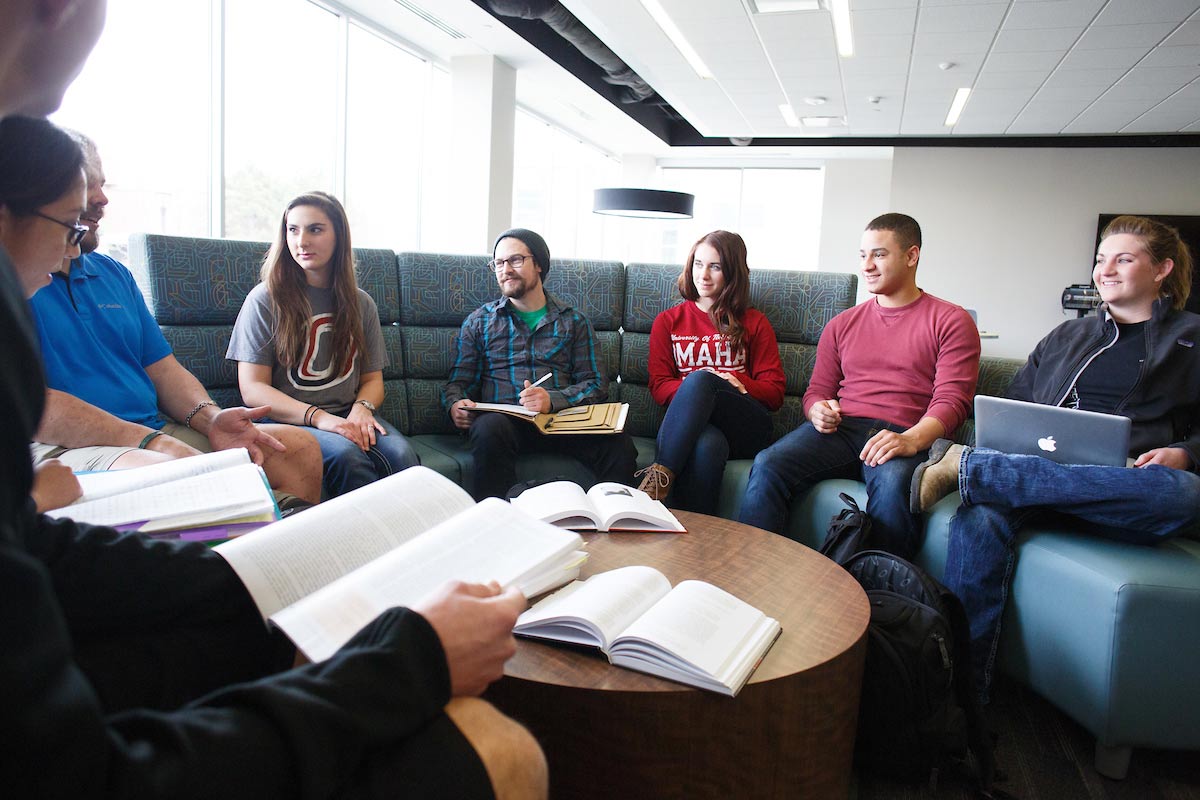 CPACS students in the CEC