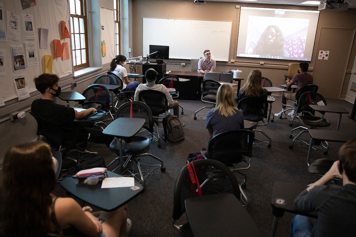 students in fall 2020 semester classes wearing masks