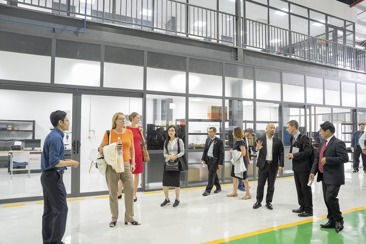  The Nebraska delegation visited the Advanced Manufacturing Center (AMC).