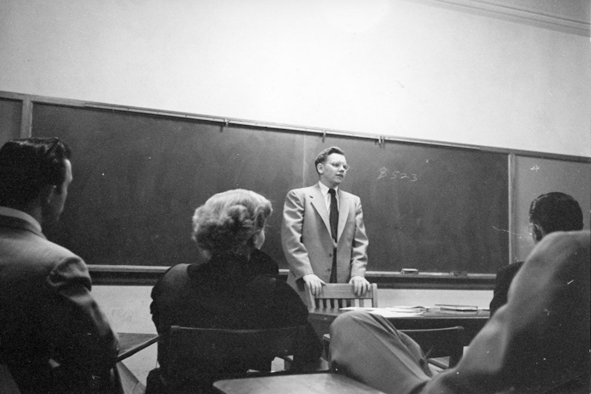 Warren Buffett teaching at Omaha University, now the University of Nebraska at Omaha.