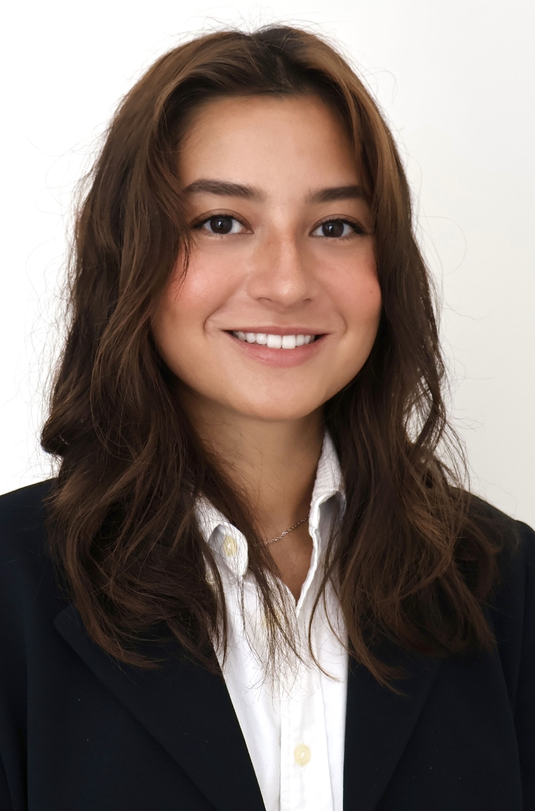 Kaela Di Giulio headshot