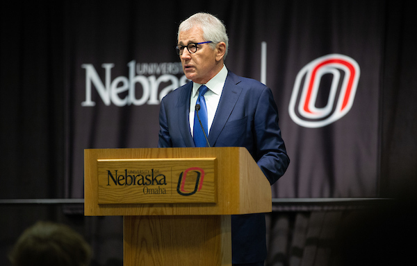 chuck hagel speaking at lectern