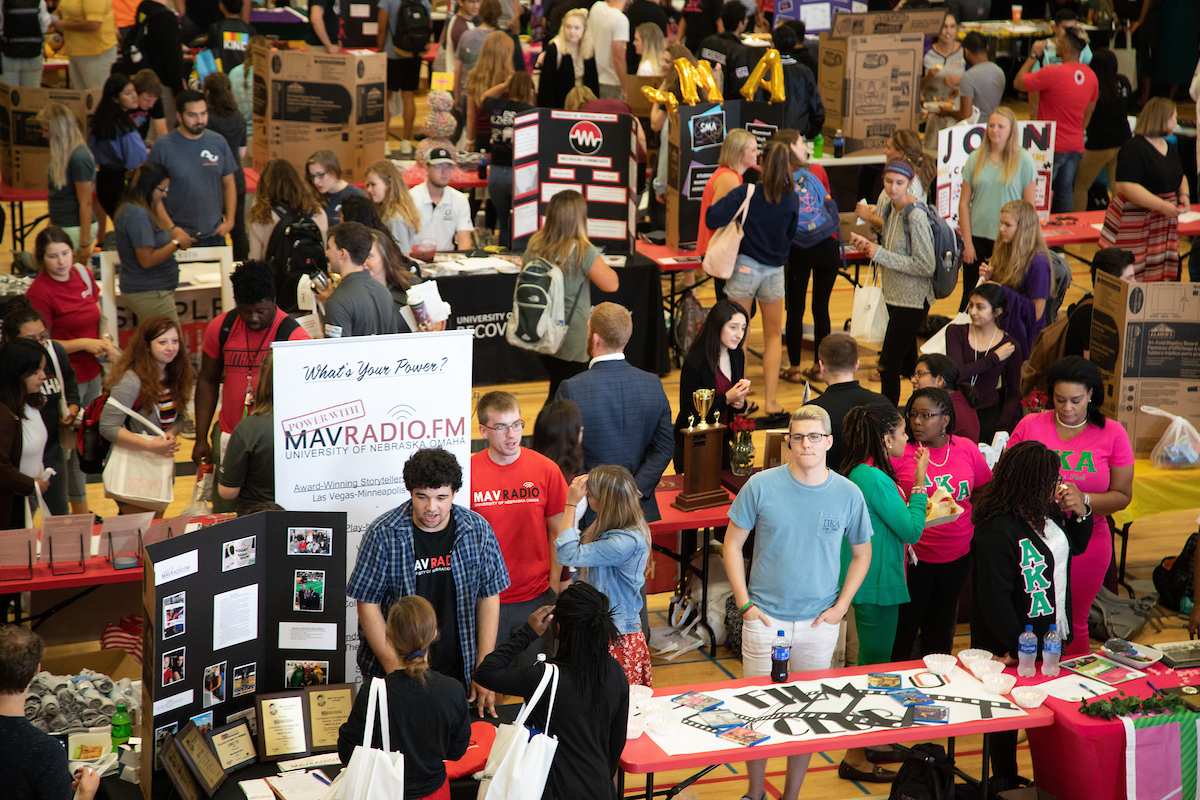 Snapshot of attendees and organizations at the involvement fair.