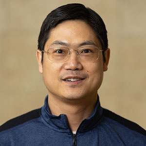 Zhigang Feng, Ph.D. headshot