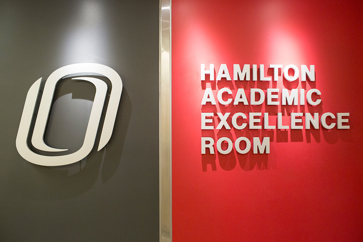 Omaha Mavericks Earn Summit League Academic Honors